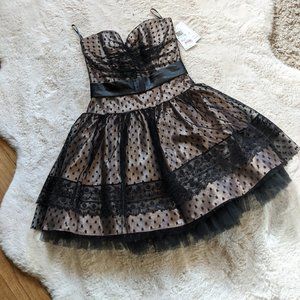 Sweet polka dot mini dress